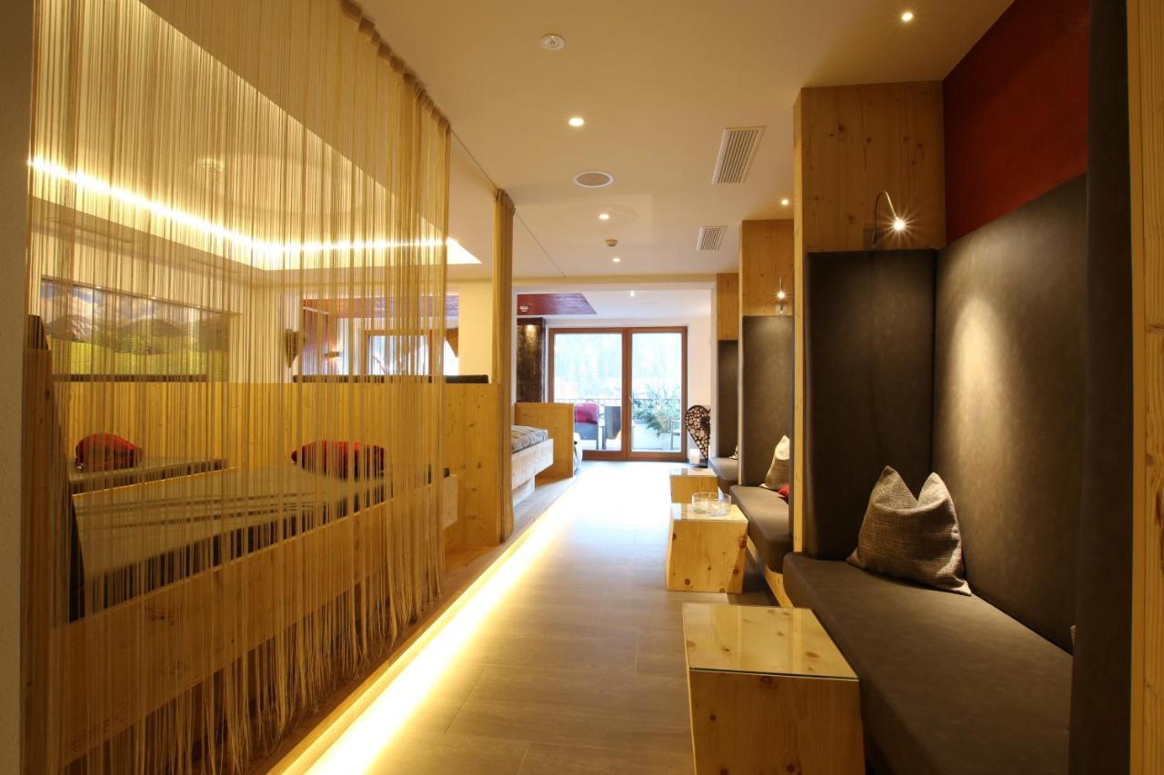 Hotel Schwarzer Adler Hintertux Ngoại thất bức ảnh