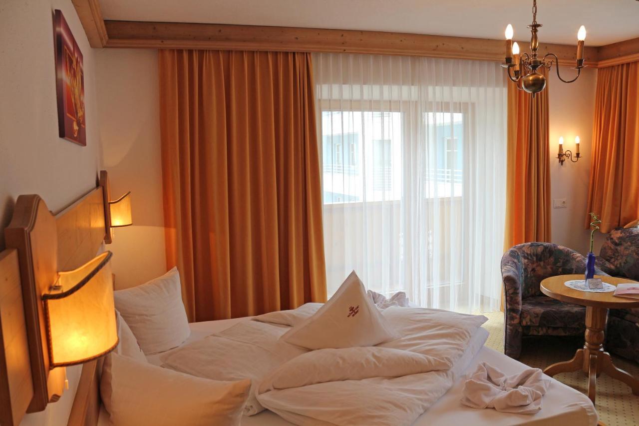 Hotel Schwarzer Adler Hintertux Ngoại thất bức ảnh