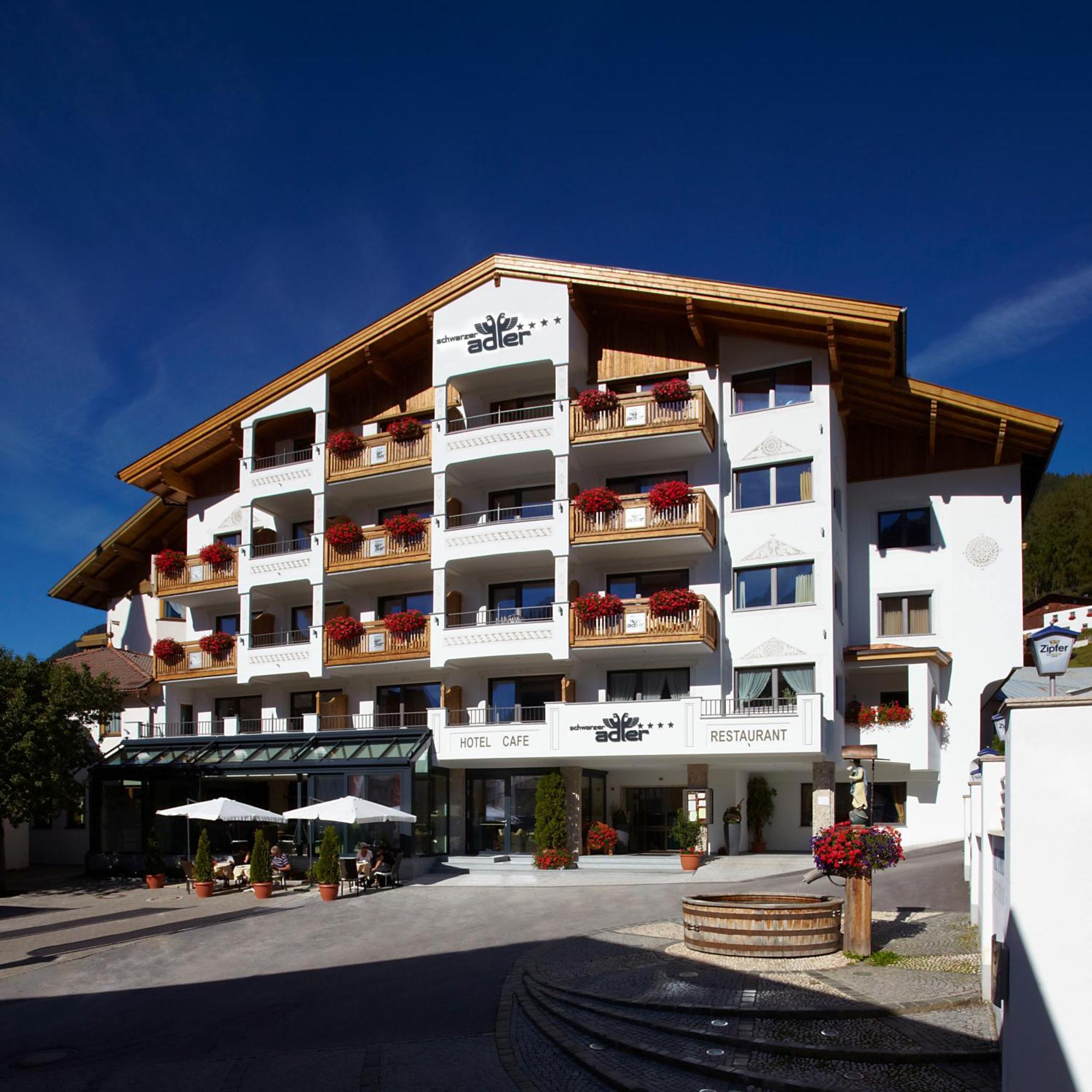 Hotel Schwarzer Adler Hintertux Ngoại thất bức ảnh